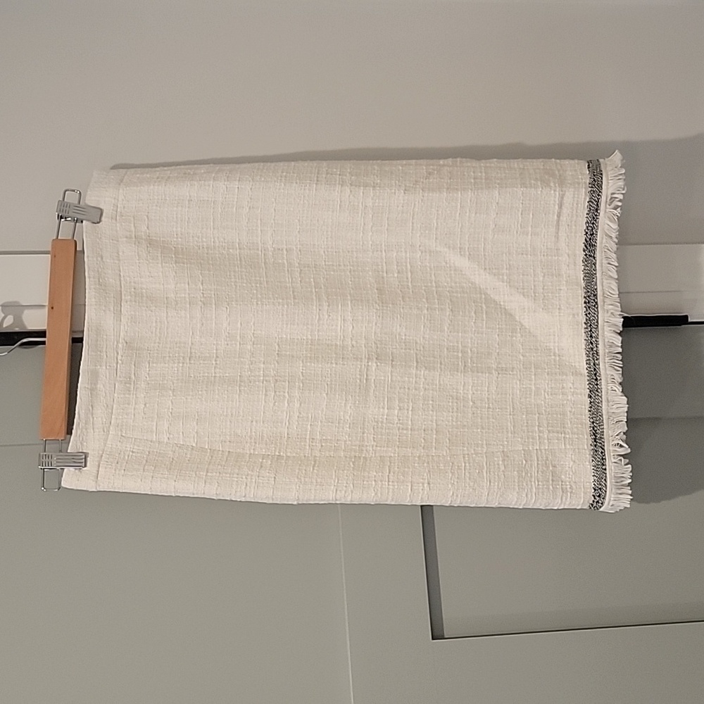 J.Crew Off-white Textured Knit Skirt, Size 6